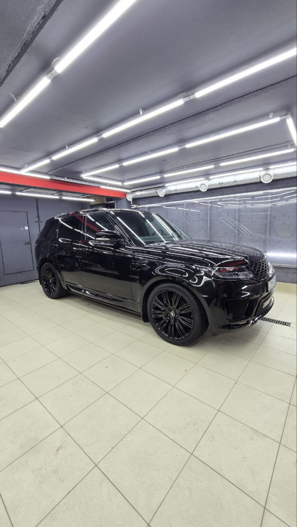 Полная оклейка бронепленкой Range Rover Sport